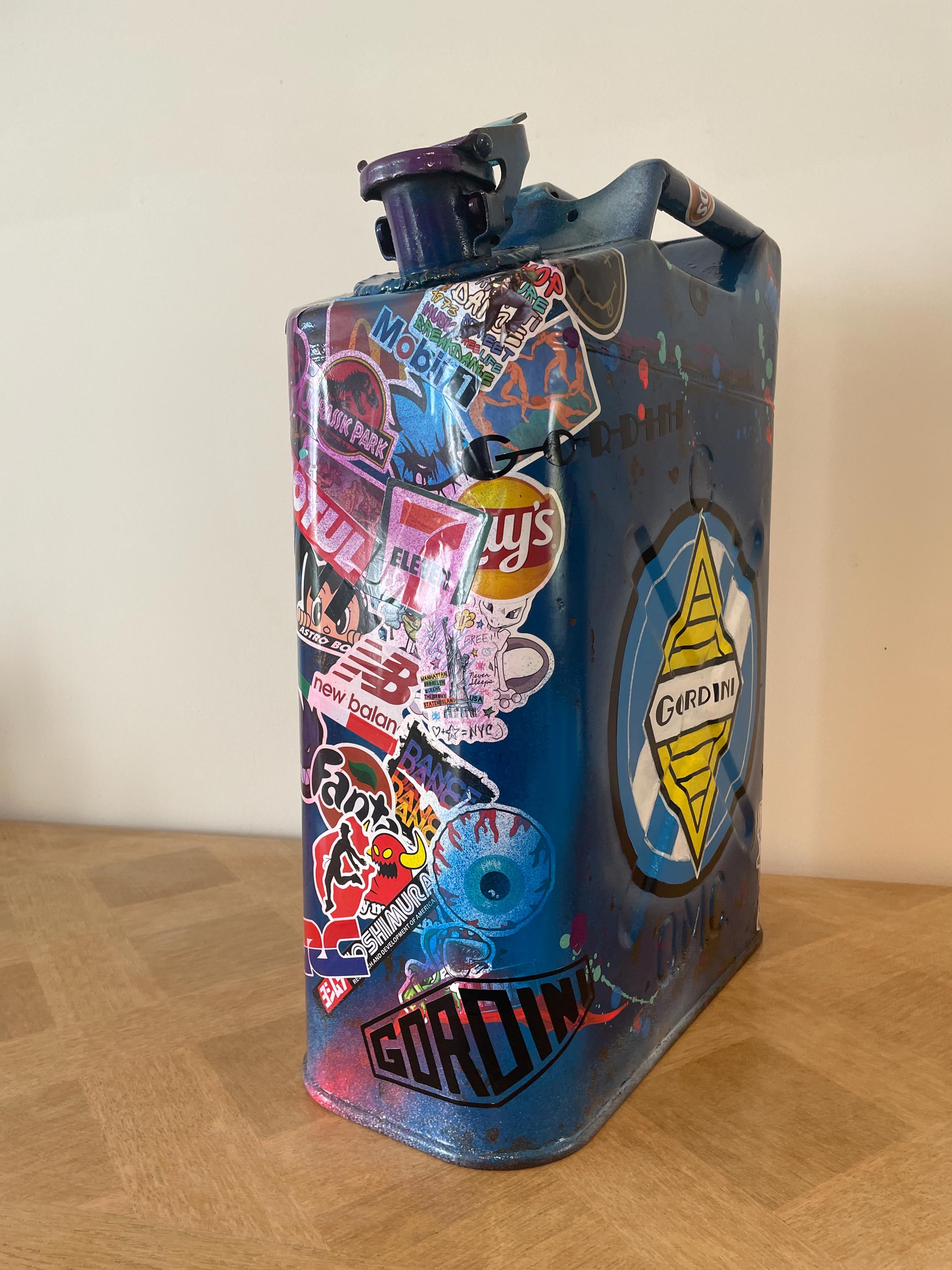 Bidon ancien acier Pop art Renault 8 Gordini