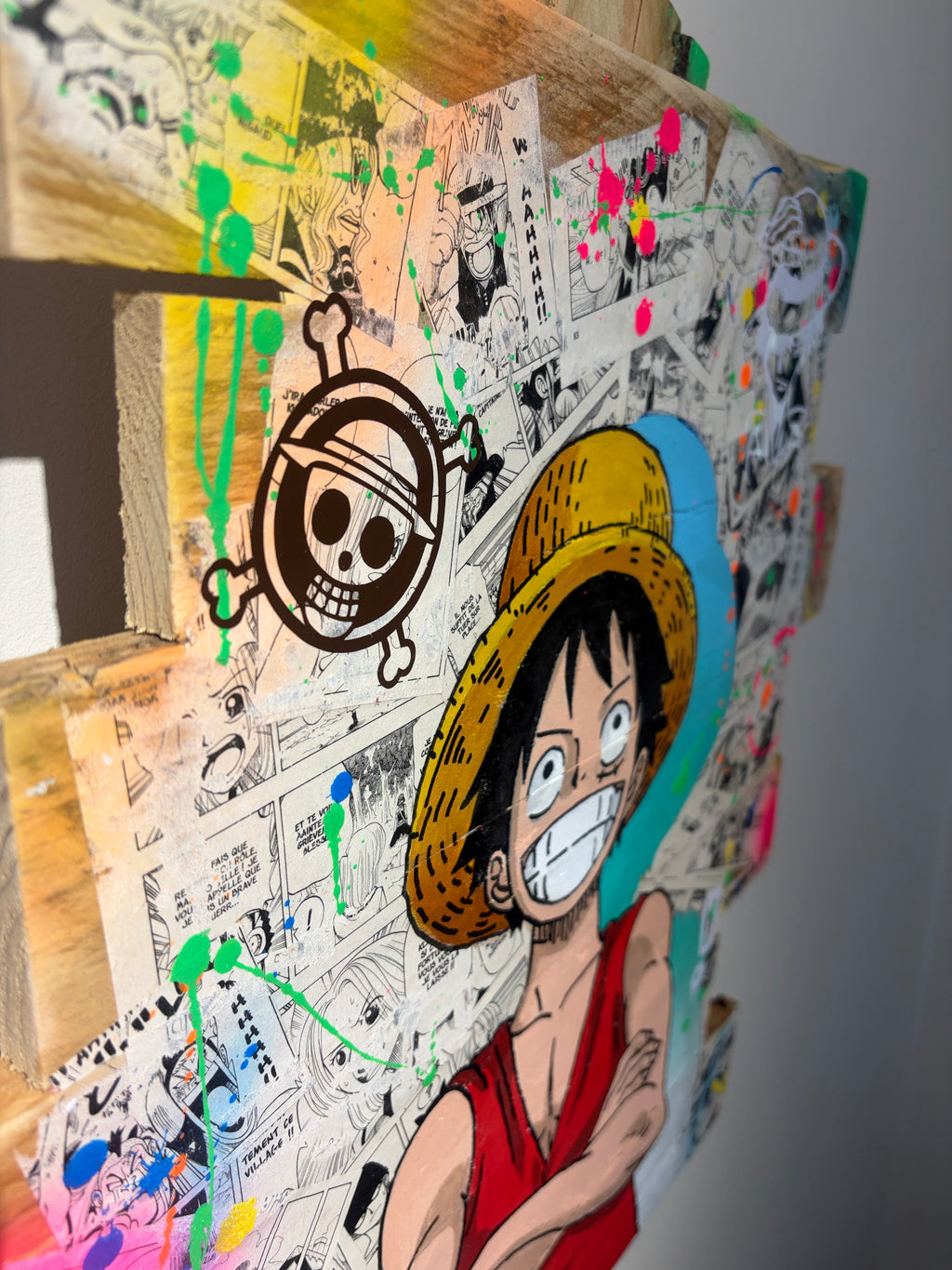 Luffy One Piece — détail de la signature de l'artiste au dos