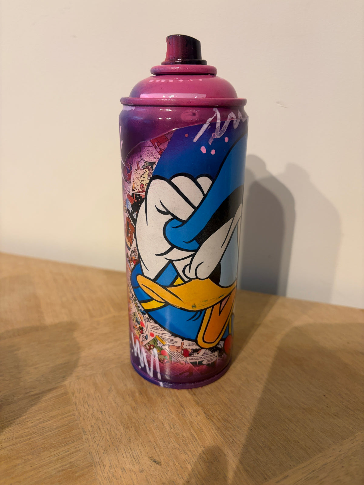 Bombe de Peinture Customisée Pop Art par Vincent Streiff